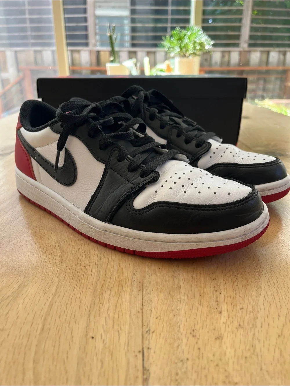 Nike Air Jordan 1 Retro Low OG “Black Toe”